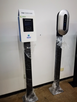 IP65 प्रकार 2 7kw 32A इलेक्ट्रिक वाहन चार्जिंग ढेर इलेक्ट्रिक वाहन एसी चार्जिंग ढेर