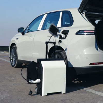 3.5kW क्षमता वाला पोर्टेबल EV चार्जर, जिसमें 3.5kWh क्षमता और आउटडोर फास्ट चार्जिंग के लिए IP55 सुरक्षा है