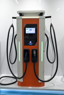 अच्छी कीमत 160kW डुअल गन CCS2 डीसी फास्ट चार्जर IP54 OCPP1.6J फ्लीट डिपो के लिए TUV प्रमाणित 10 इंच टच स्क्रीन ऑनलाइन