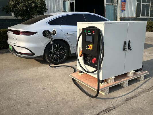 अच्छी कीमत 120kW 100kWh मोबाइल EV चार्जर लिक्विड कूल्ड पोर्टेबल एनर्जी स्टोरेज DC फास्ट चार्जिंग स्टेशन ऑनलाइन